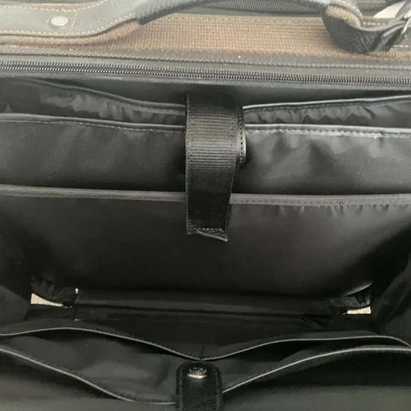 Longchamp Lugagage carry on with wheeels - Picture 10 of 16